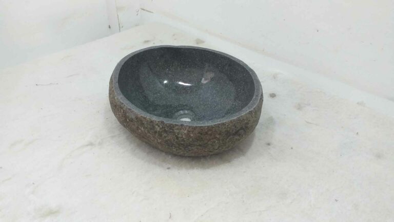 44*37*15 cm