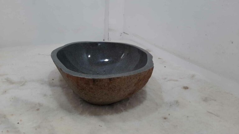 44*37*15 cm